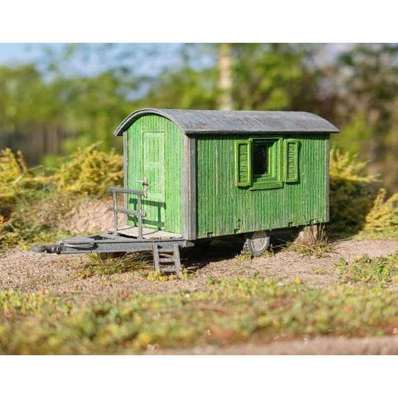 Old Wooden Caravan (H0) Model Scene 98534